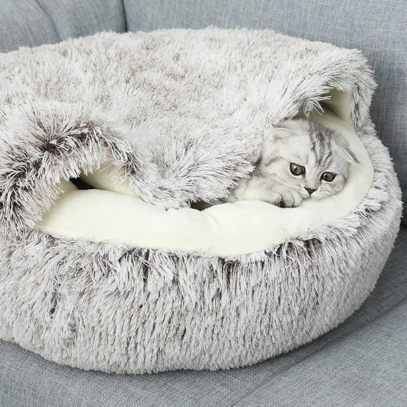 Sleeping bag for cats and small dogs