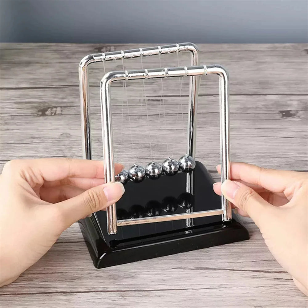 Pendulum Desktop Toys
