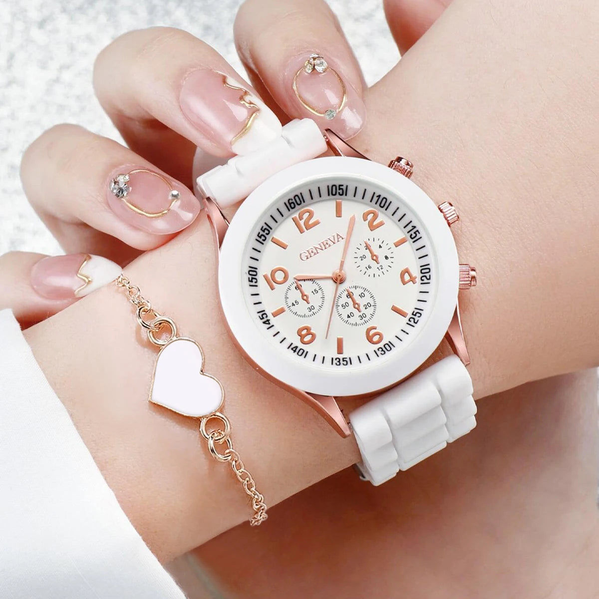 set Women Watches Fashion Silicone Band Women Quartz Watches Heart Jewelry Set